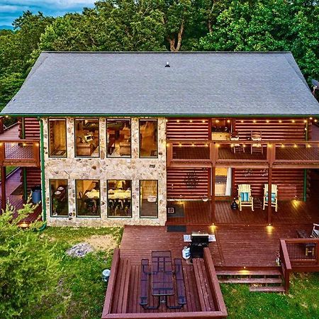 Panorama Mountain View Cabin, Less Than 10 Miles From Gatlinburg And Dollywood, Dog Friendly, 6 Bedrooms Sleeps 17, Fire Pit, Hottub, Washer Dryer, Fully Loaded Kitchen, Gameroom With A Tv, Pool Table, Arcade, Air Hockey, And Foosball Sevierville Ngoại thất bức ảnh